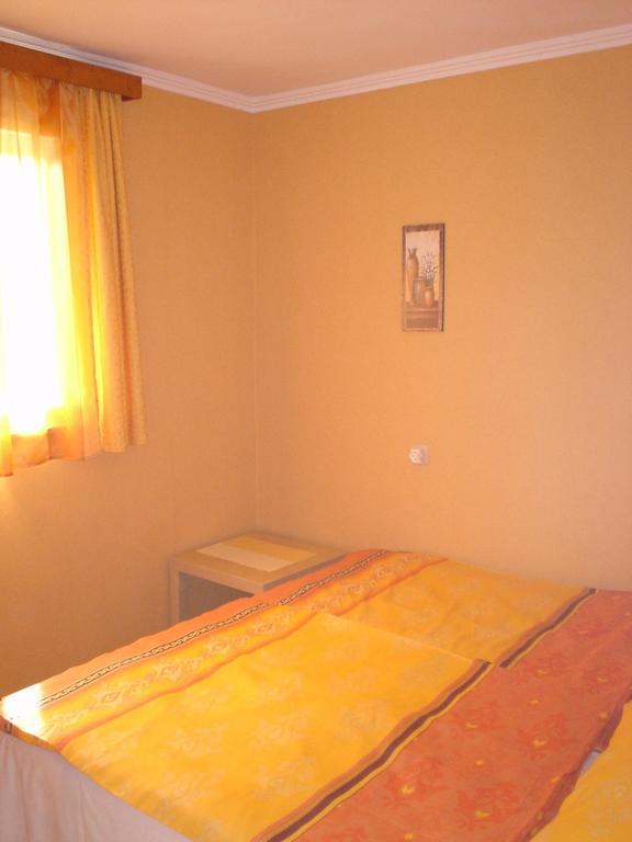 Oeroekzoeld Apartmanok Balatonfenyves Room photo